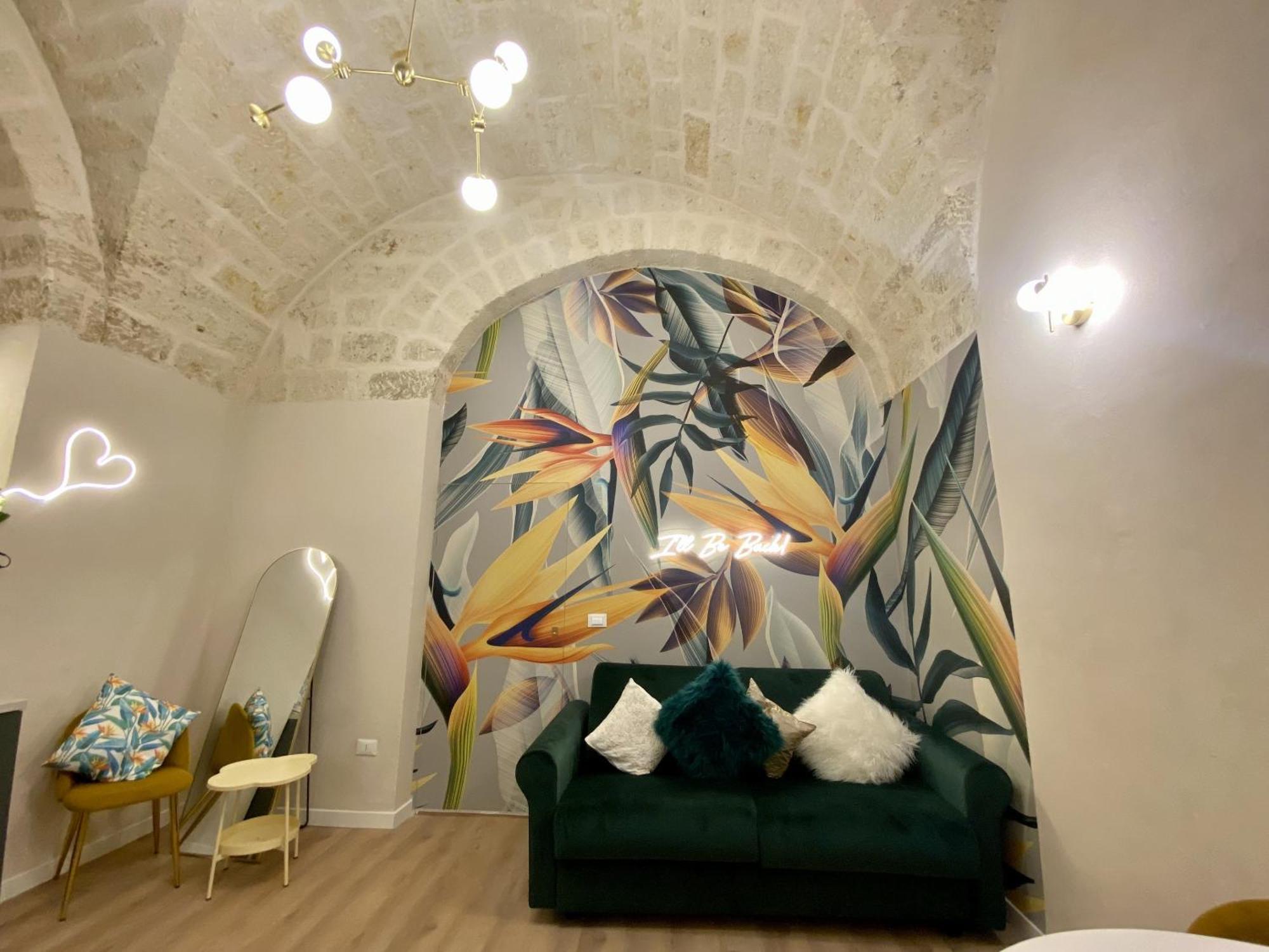 Quiet And Stylish - Bari City Center, Minutes To Station Zewnętrze zdjęcie